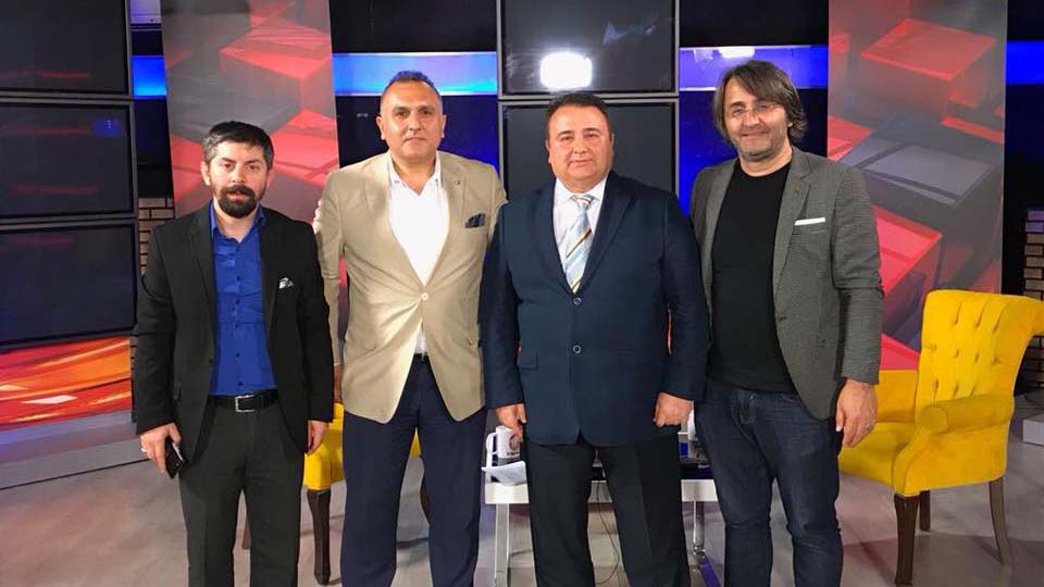 Seyfullah Türksoy Kanal T’nin sevilen programı Kilit Noktası’nda Türk Dünyası’yla alakalı soruları cevapladı