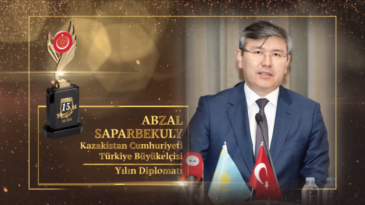 Yılın Diplomatı Abzal Saparbekuly